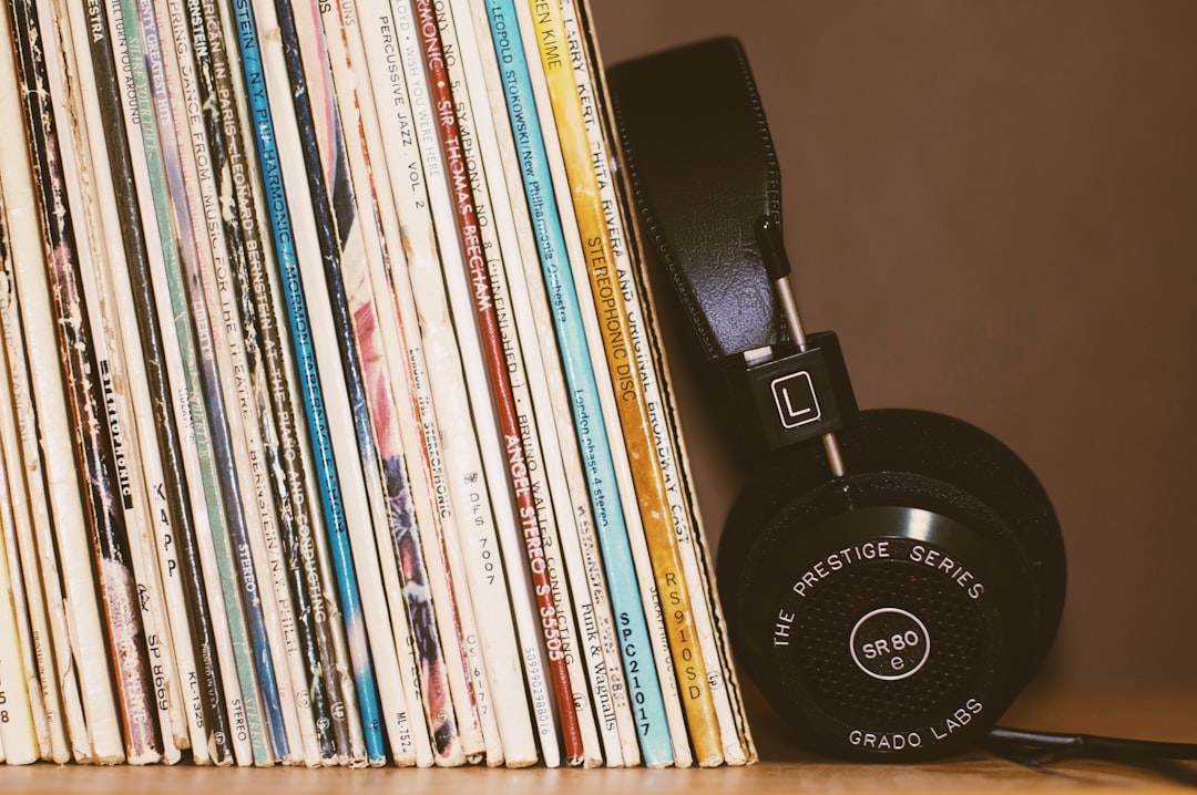 Imagen de ambiente de la sala de chat de Música